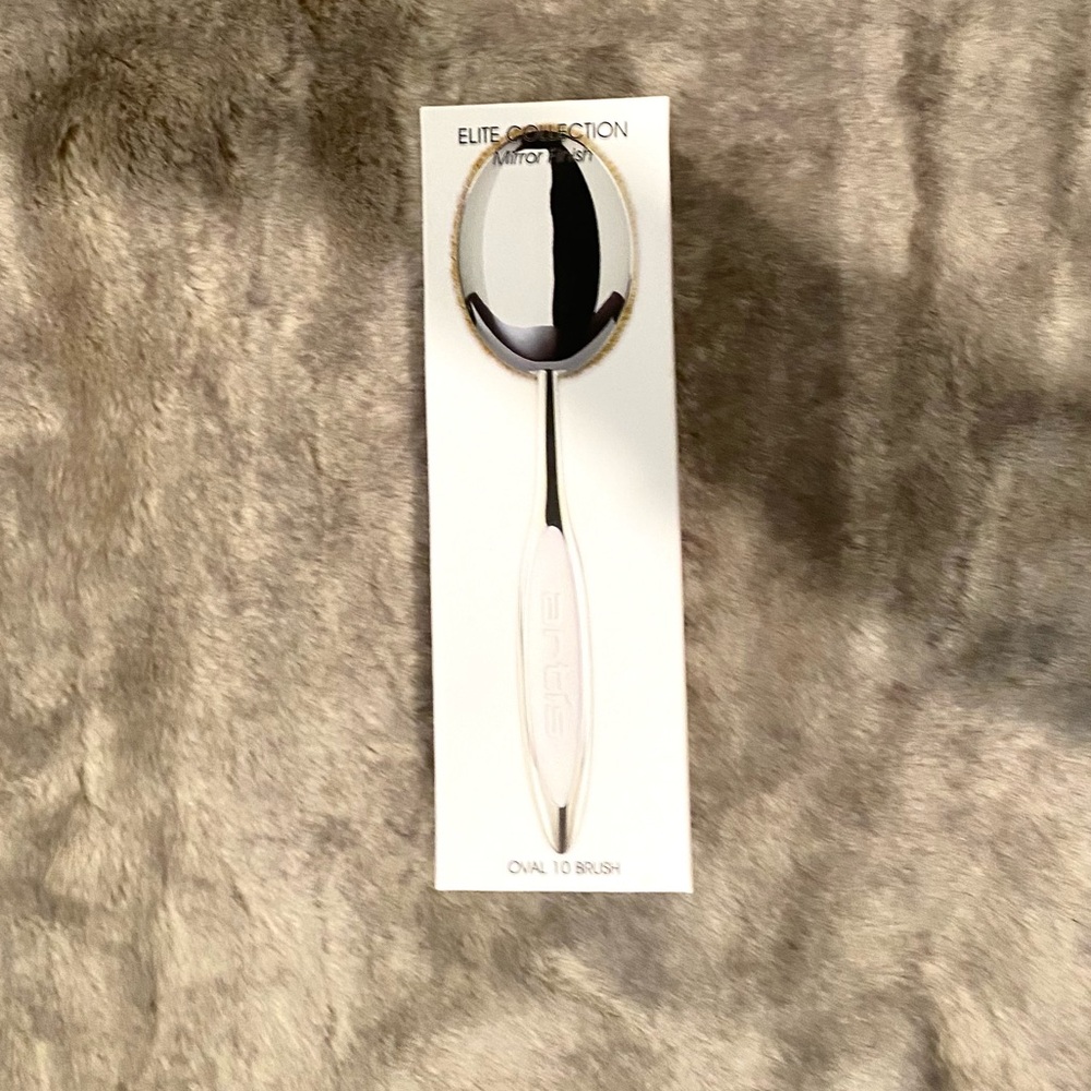Artis Oval 10 Makeup or Body Brush Elite Collection with Mirror Finish